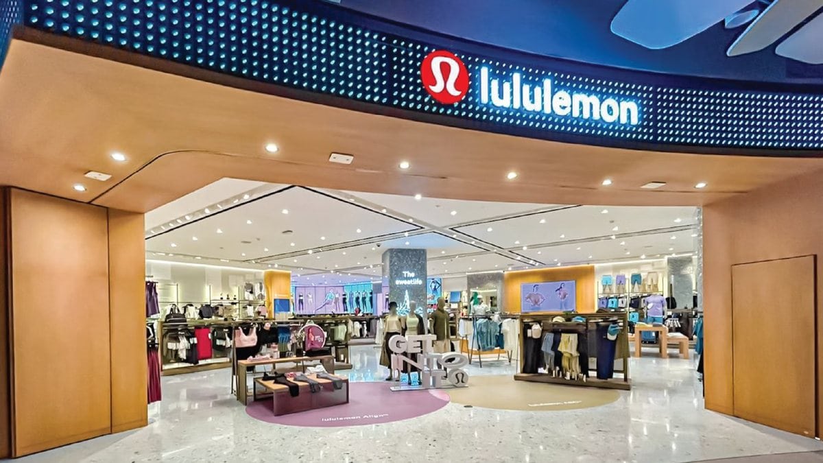 lululemon storefront built by Positive Design